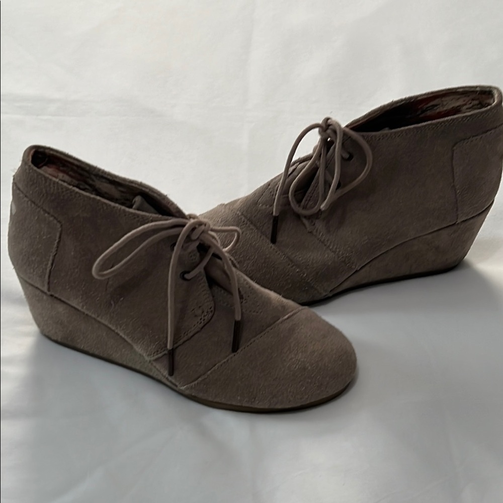 Toms Suede Wedge Booties